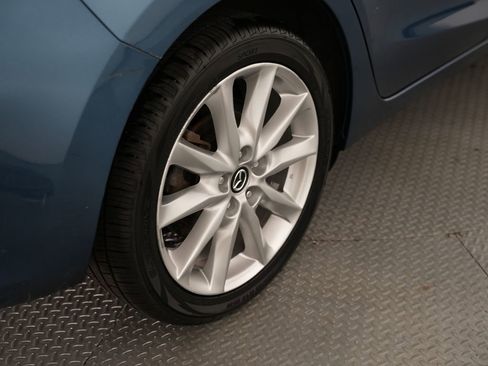 Used 2017 MAZDA MAZDA3 Grand Touring image 54