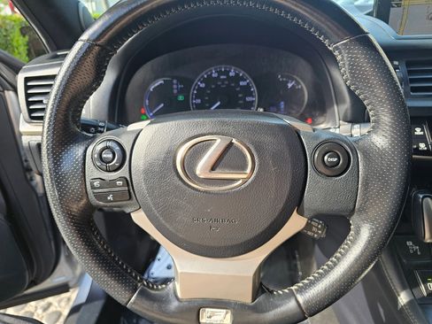 Used 2015 Lexus CT 200h w/ Navigation Package image 12