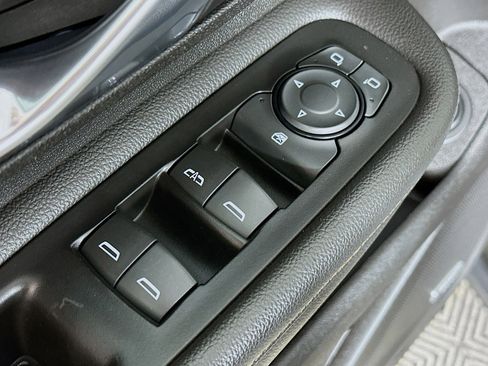 Used 2018 GMC Terrain SLT w/ Preferred Package image 18