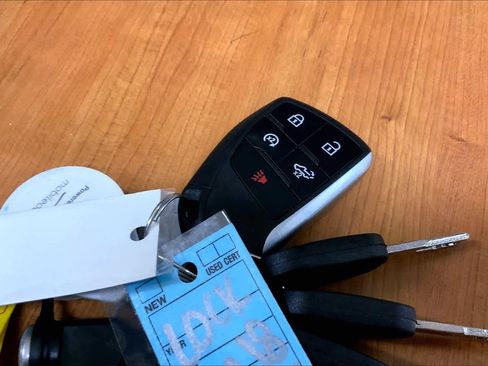 Used 2024 Chevrolet Silverado 3500 High Country image 13