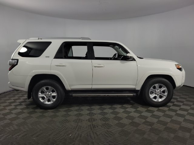 Used 2018 Toyota 4Runner SR5 RWD image 10