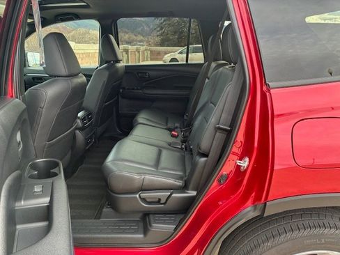 Used 2024 Honda Passport EX-L image 19