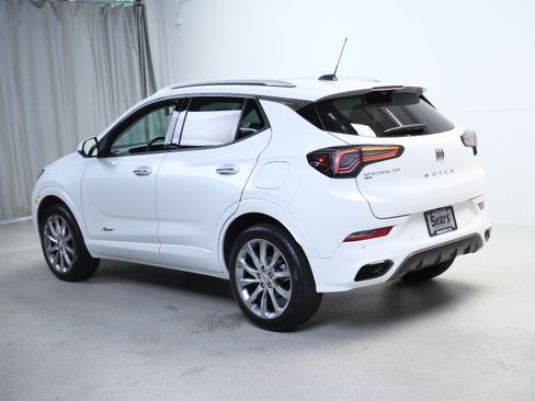 Used 2025 Buick Encore GX Avenir w/ Avenir Technology Package AWD/4WD image 11