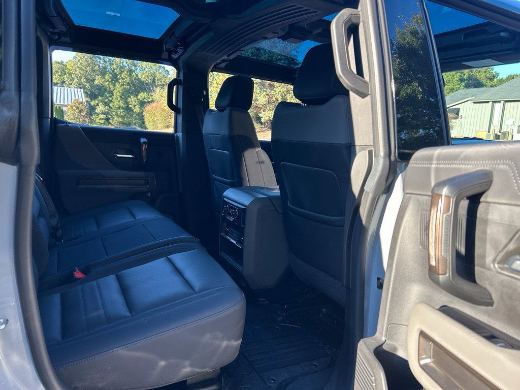 Used 2025 GMC Hummer EV 2X w/ LPO, Sport Package AWD/4WD image 54