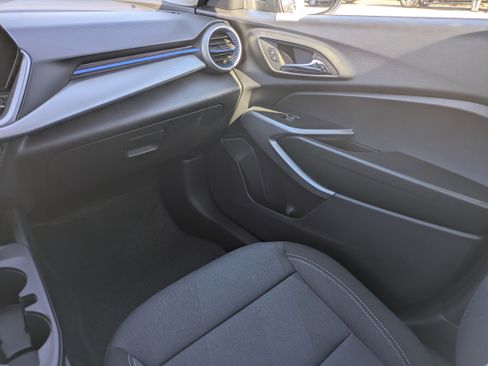 New 2026 Chevrolet Trax LS w/ LS Convenience Package image 10