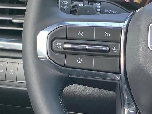 New 2026 GMC Acadia Elevation w/ Elevation Premium Package FWD image 8