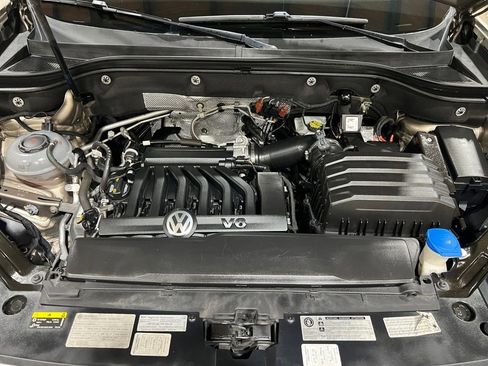 Used 2018 Volkswagen Atlas SEL Premium image 44