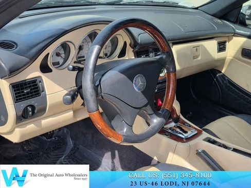 Used 2001 Mercedes-Benz SLK 320 image 10