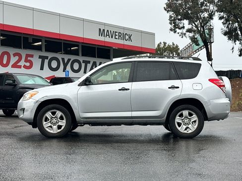 Used 2012 Toyota RAV4 FWD image 2