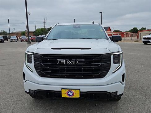 Used 2024 GMC Sierra 1500 Elevation AWD/4WD image 8