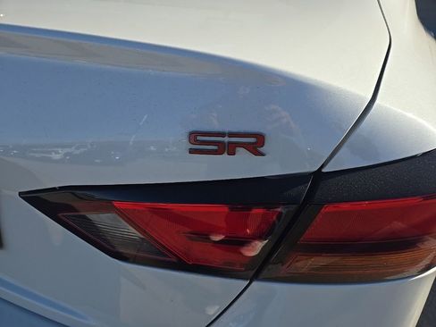 Used 2024 Nissan Altima 2.5 SR image 11