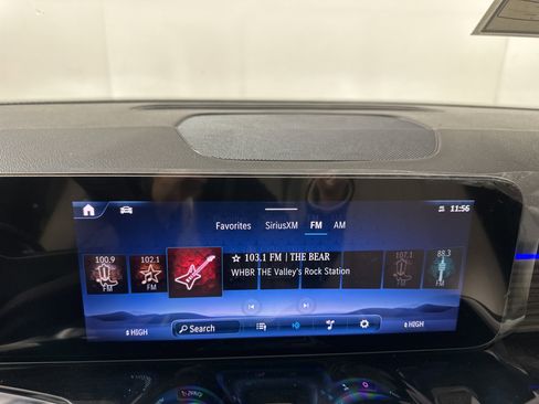 New 2026 Mercedes-Benz GLB 250 4MATIC image 15