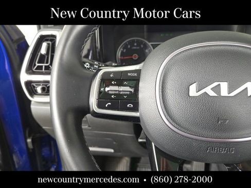 Used 2022 Kia Sorento SX AWD/4WD image 21
