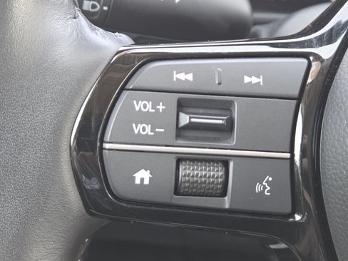 Used 2024 Honda CR-V EX-L image 32