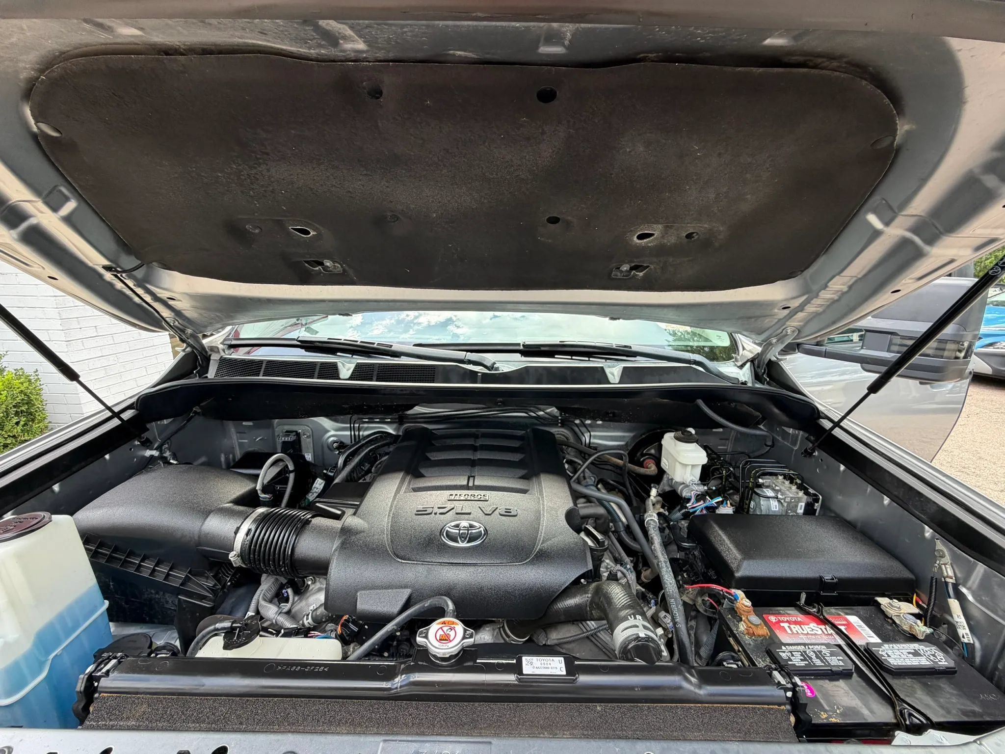 Used 2020 Toyota Tundra SR5 w/ SR5 Upgrade Package AWD/4WD image 35