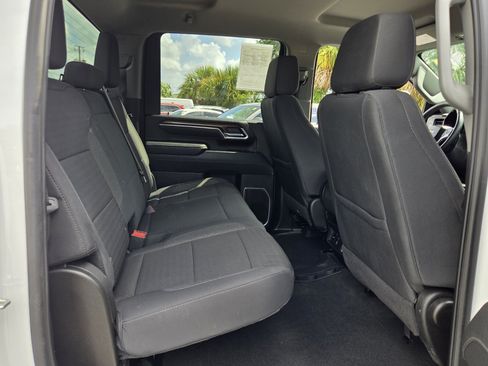 Certified 2025 Chevrolet Silverado 2500 LT w/ Convenience Package AWD/4WD image 16