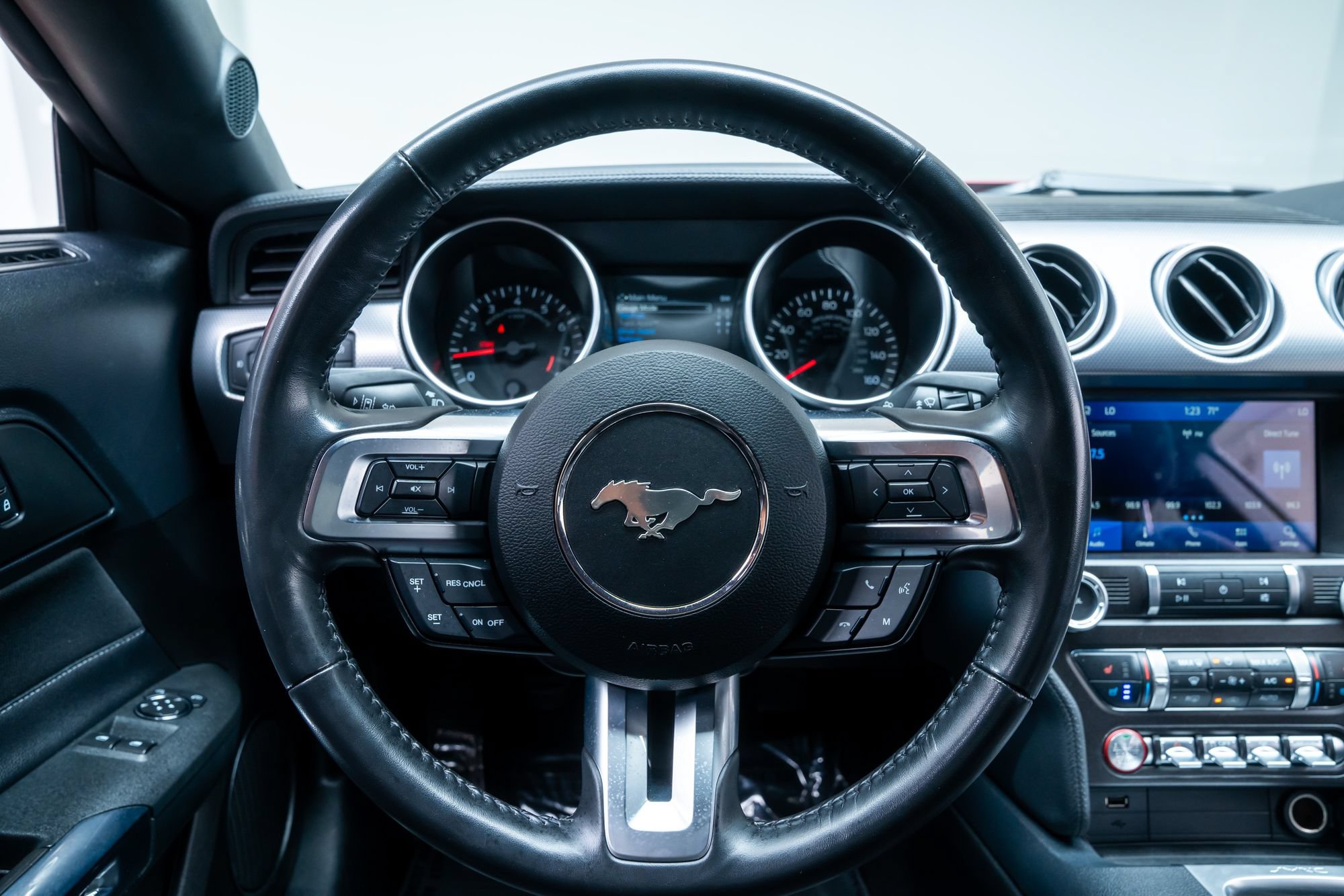 Used 2021 Ford Mustang GT RWD image 10