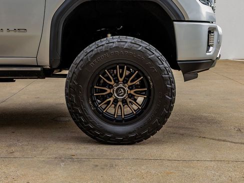 Used 2022 GMC Sierra 2500 Denali image 11