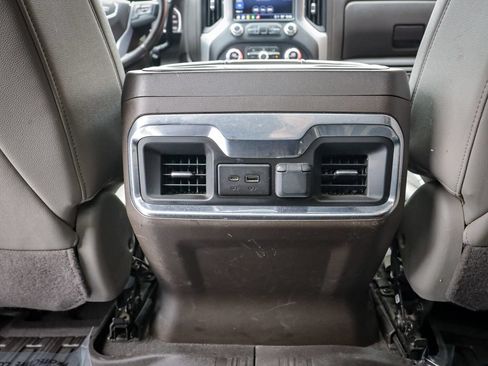Used 2022 GMC Sierra 2500 SLT w/ SLT Preferred Package AWD/4WD image 32