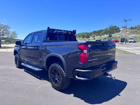 Certified 2022 Chevrolet Silverado 1500 ZR2 w/ Technology Package AWD/4WD image 11