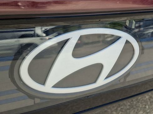 Used 2025 Hyundai Sonata SEL FWD image 28