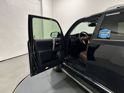 Used 2021 Toyota 4Runner Limited image 22