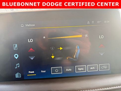Used 2024 Chevrolet Suburban LT w/ Luxury Package RWD image 17