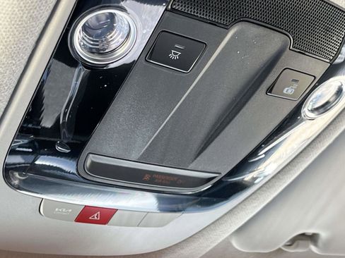 New 2026 Kia Seltos S FWD image 25