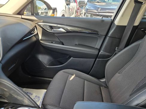 Used 2022 Buick Envision Preferred FWD image 17