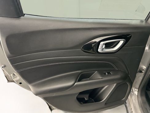 Used 2023 Jeep Compass Altitude image 26