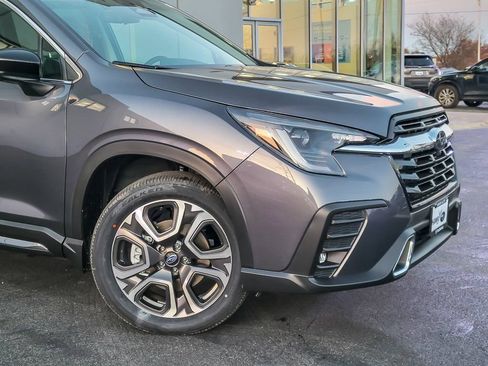 Used 2026 Subaru Ascent Touring AWD/4WD image 2