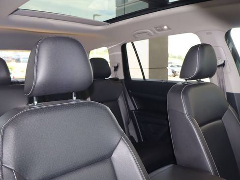 Used 2021 Volkswagen Atlas SEL FWD image 47