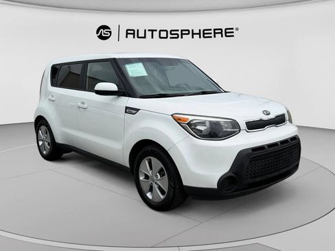 Used 2016 Kia Soul FWD image 11