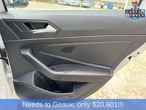 Used 2025 Volkswagen Jetta Sport FWD image 22