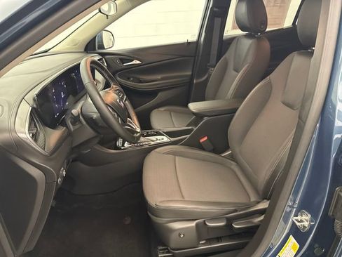 Used 2024 Buick Encore GX Preferred FWD image 10