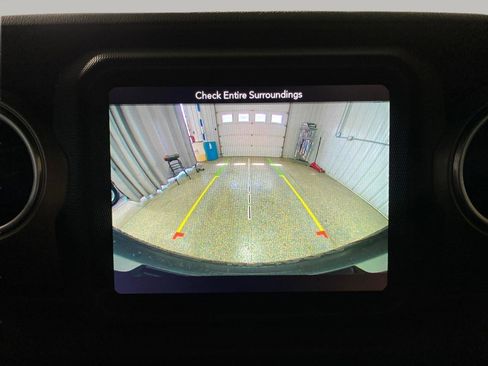 Used 2019 Jeep Wrangler Unlimited Rubicon image 18