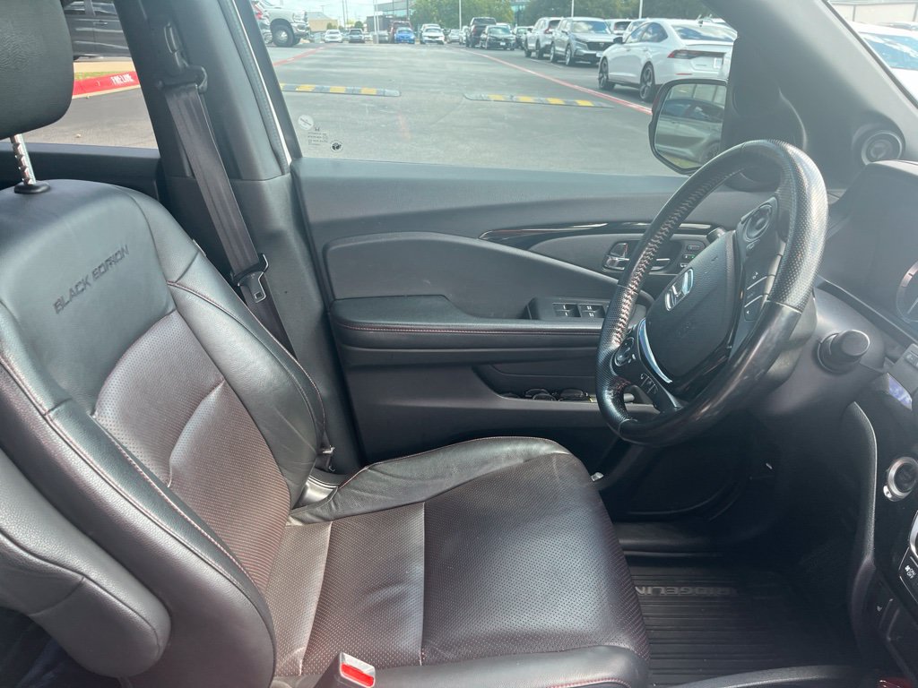 Used 2023 Honda Ridgeline Black Edition image 4