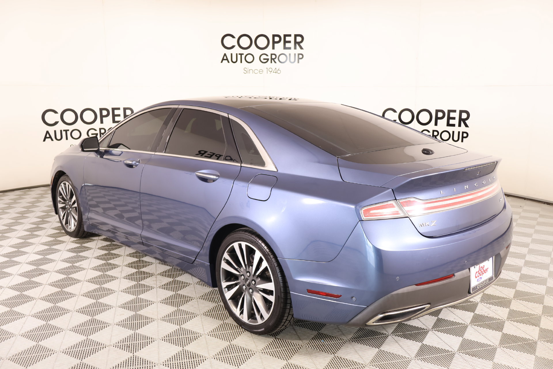 Used 2018 Lincoln MKZ Reserve w/ Luxury Package FWD image 23