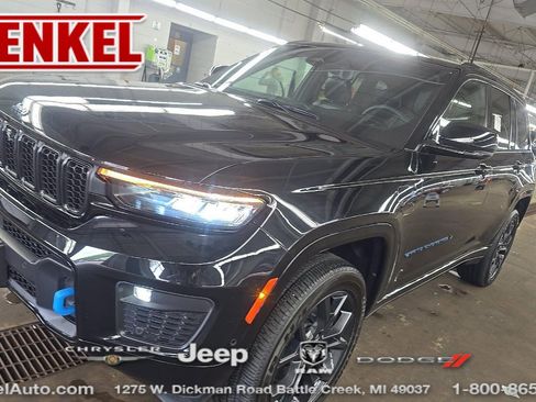 Used 2024 Jeep Grand Cherokee Limited 4xe AWD/4WD image 1