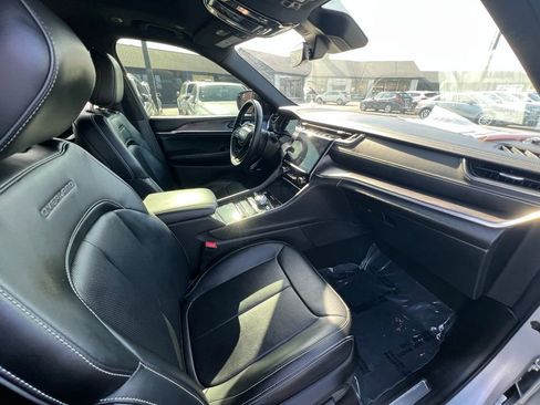 Used 2022 Jeep Grand Cherokee L Overland image 30