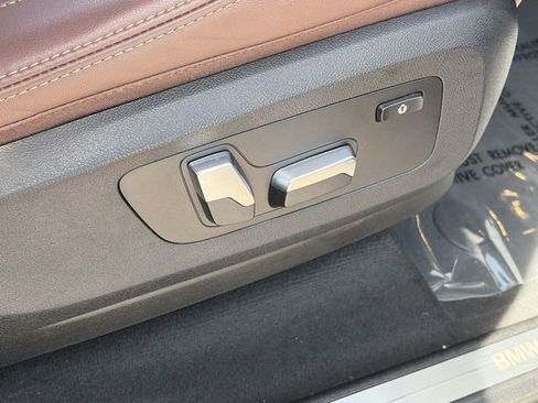 Used 2023 BMW X5 sDrive40i w/ Climate Comfort Package image 12