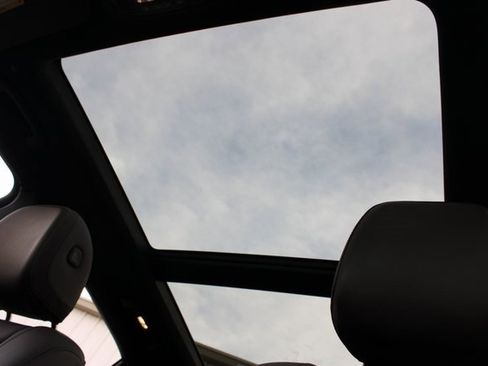 Used 2022 Mercedes-Benz GLE 350 4MATIC image 24