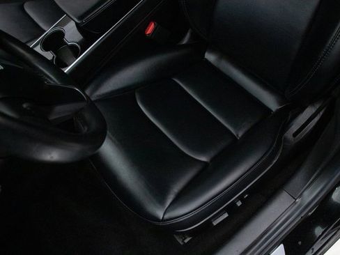 Used 2019 Tesla Model 3 Mid Range image 27