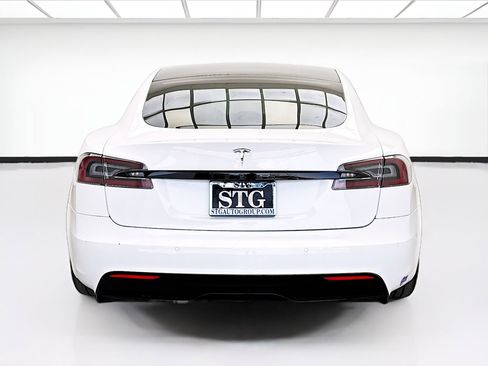 Used 2022 Tesla Model S AWD/4WD image 5