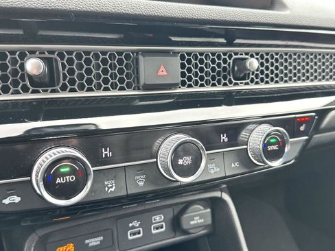 Certified 2024 Honda Civic Sport Touring image 24