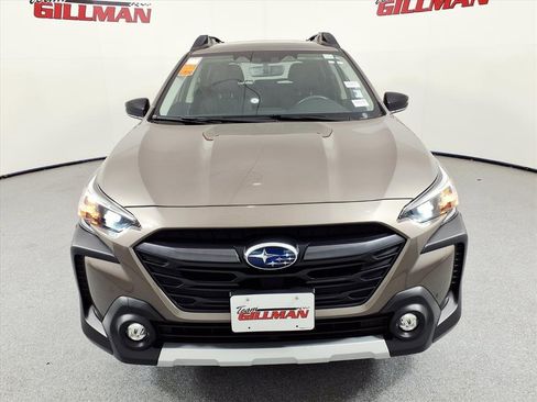 Used 2023 Subaru Outback Limited image 2