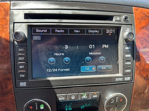 Used 2007 Chevrolet Tahoe LTZ w/ LTZ Preferred Equipment Group AWD/4WD image 65