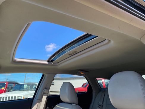 Used 2005 Dodge Magnum R/T w/ Convenience Group II image 43