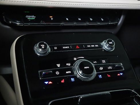 Certified 2022 Lincoln Nautilus Reserve AWD/4WD image 28