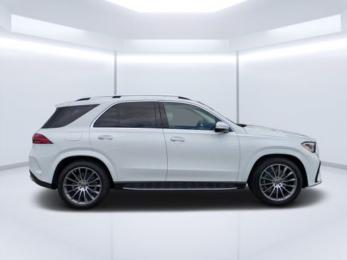 New 2026 Mercedes-Benz GLE 450 4MATIC image 2